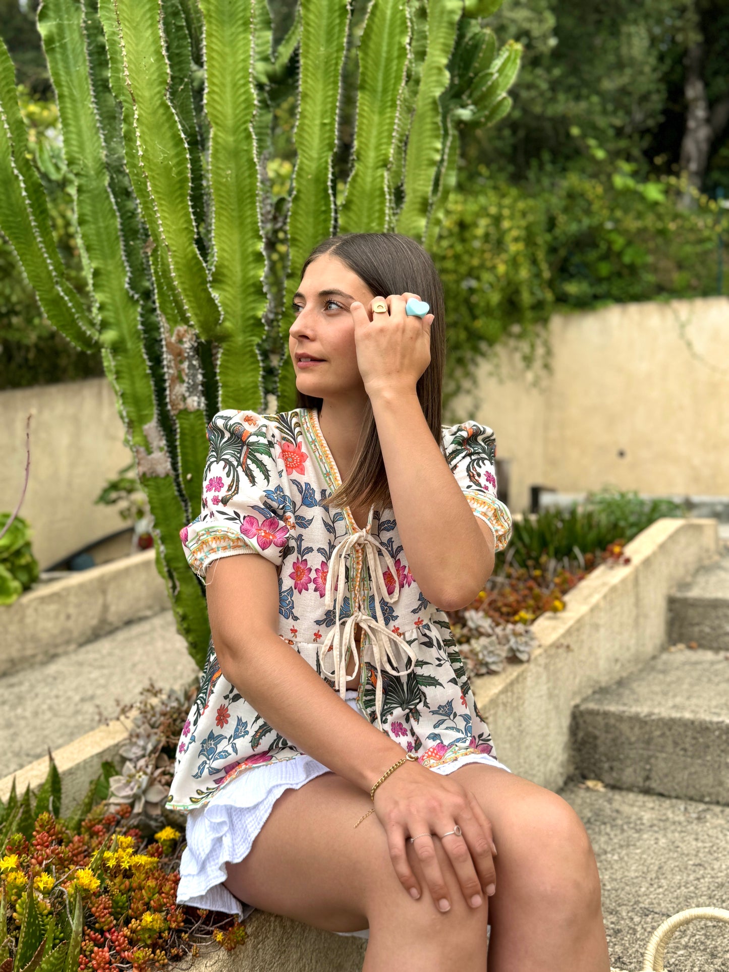 Blouse CATALINA à nouer motifs fleuris