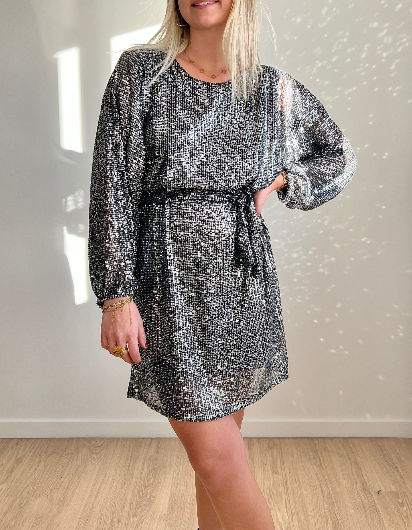 Robe à sequins argentés • CHIARA