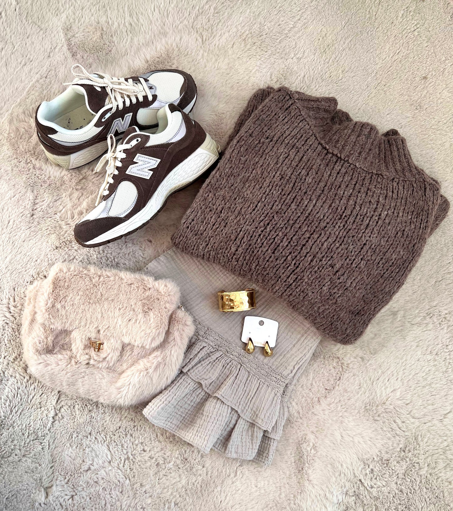 Sac en fourrure beige • ZÉLIE